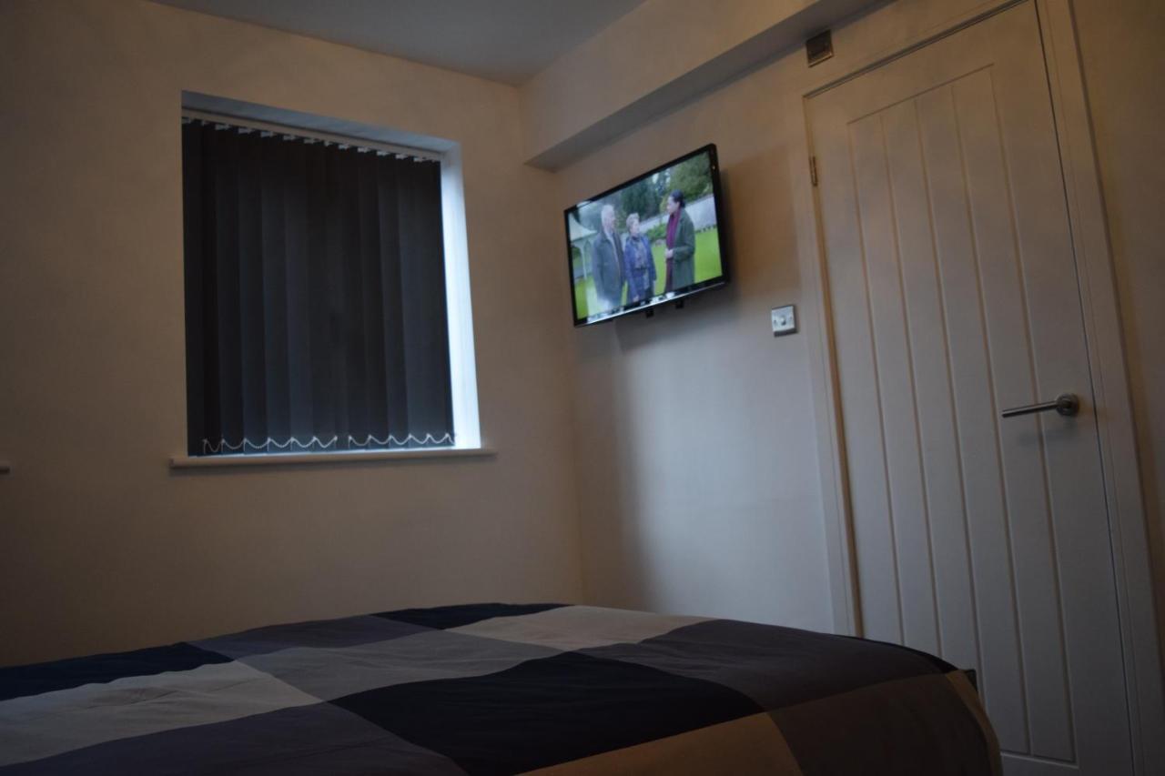 Airport Padzzz Apartment Wythenshawe Exterior photo